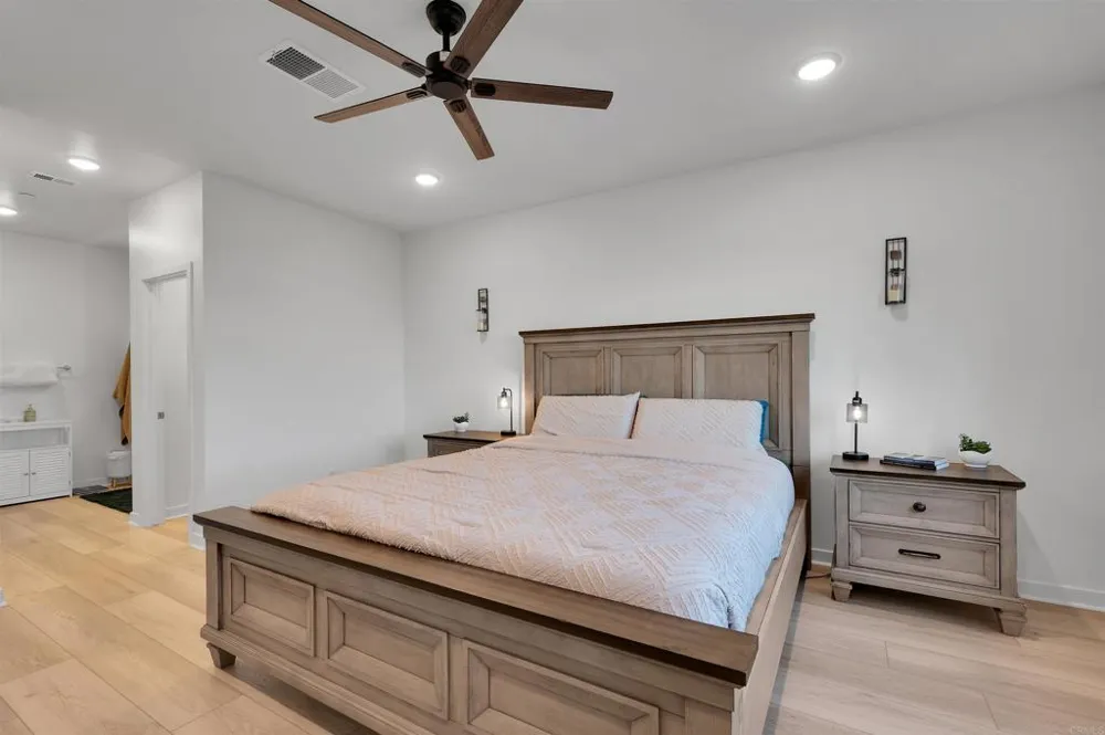 35164 Orchard Trail Fallbrook, CA 92028