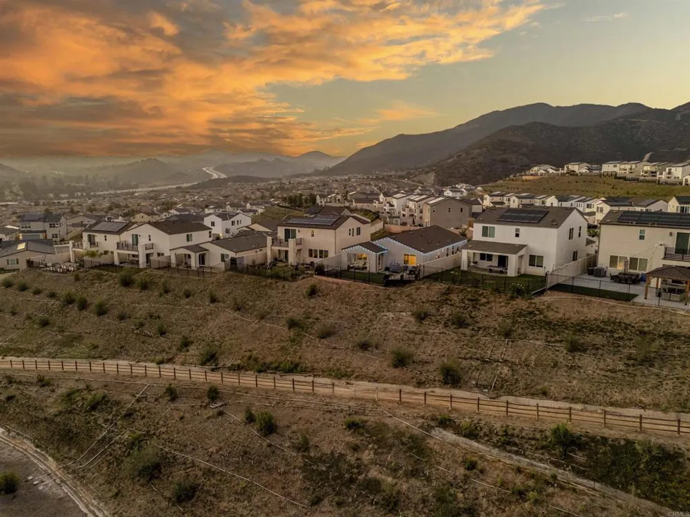 35164 Orchard Trail Fallbrook, CA 92028