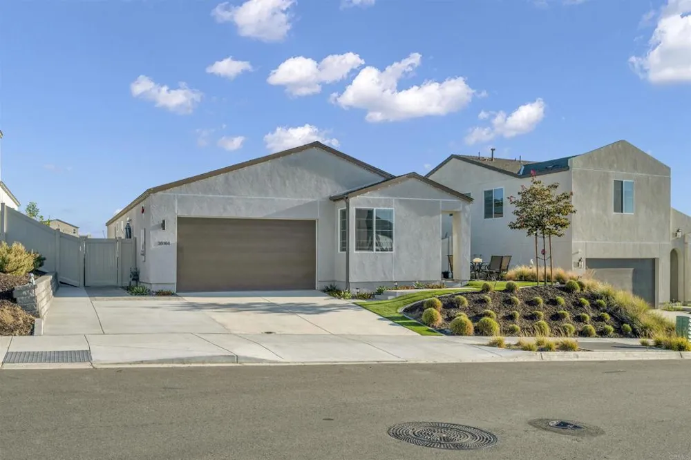 35164 Orchard Trail Fallbrook, CA 92028