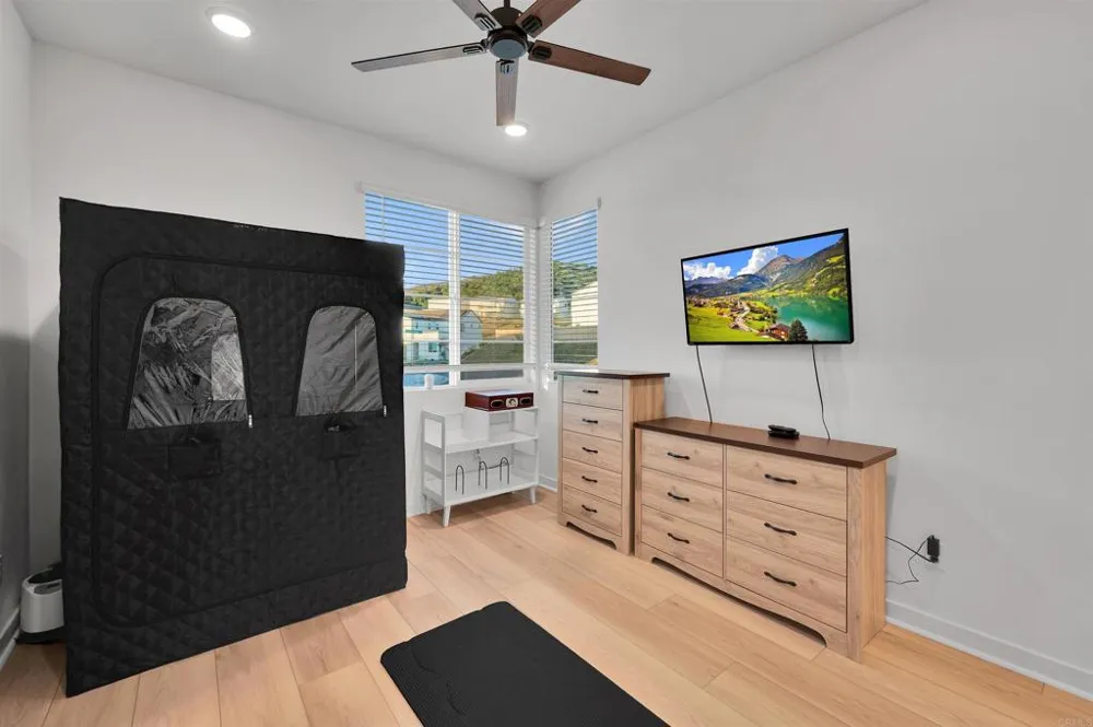 35164 Orchard Trail Fallbrook, CA 92028