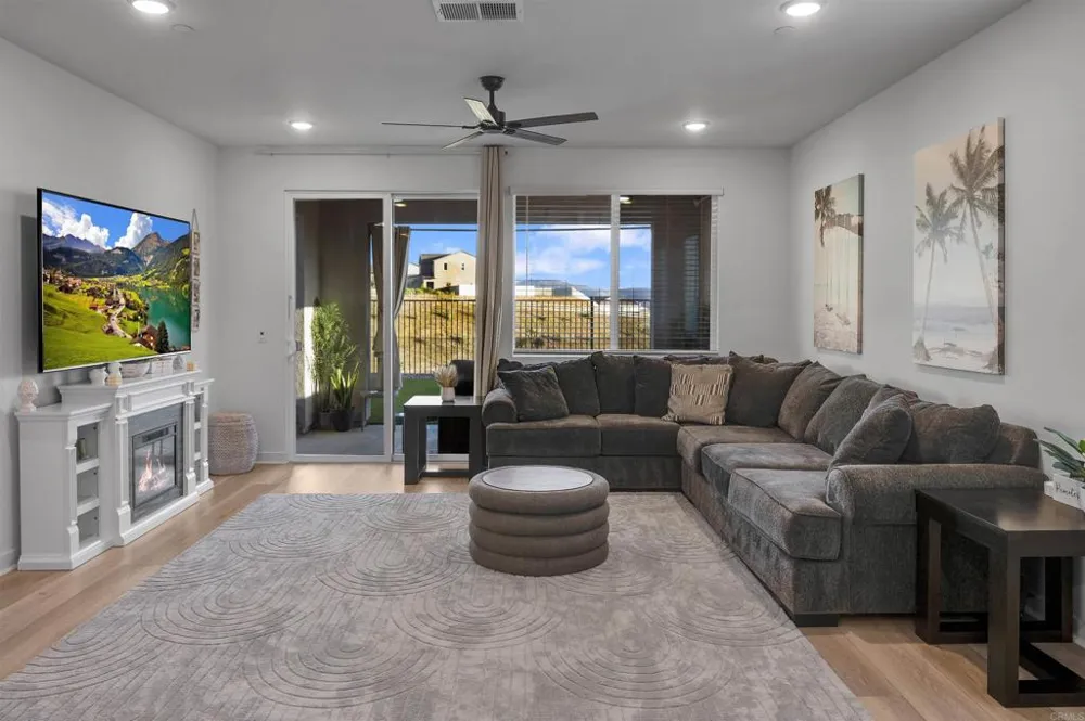 35164 Orchard Trail Fallbrook, CA 92028