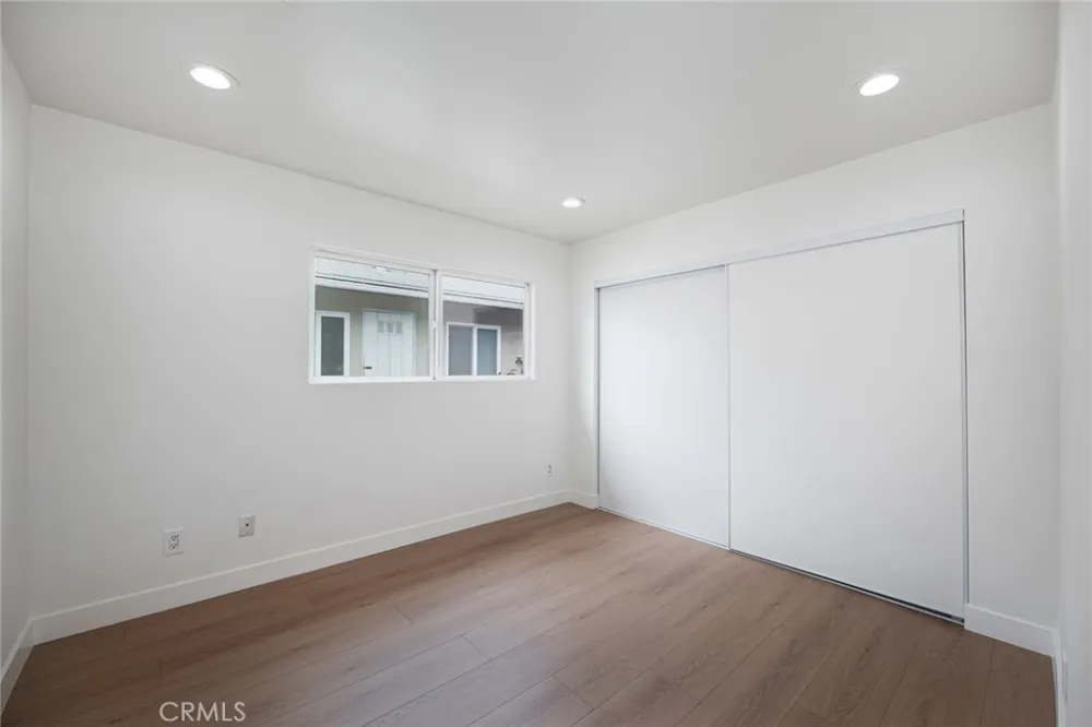 15147 Otsego Sherman Oaks, CA 91403