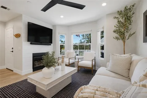 3 Three Vines Court