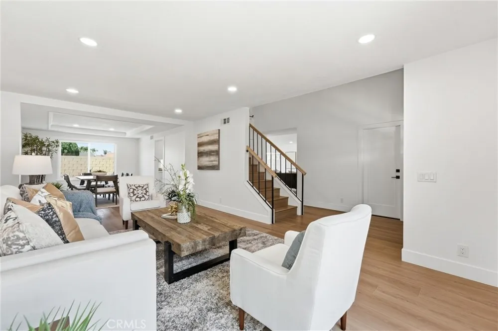 5781 Park West La Palma, CA 90623
