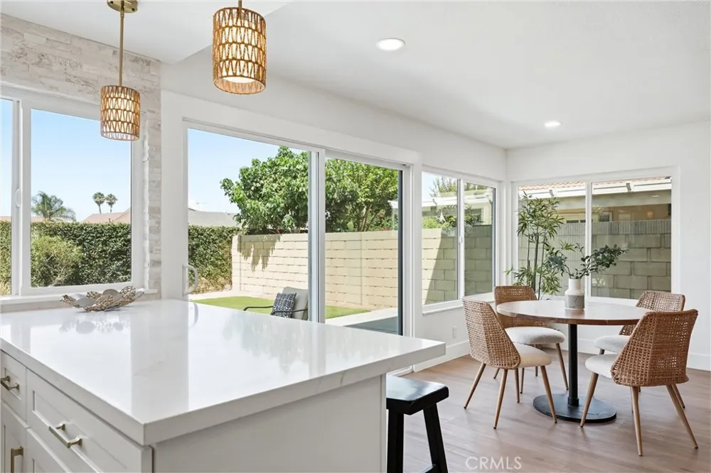 5781 Park West La Palma, CA 90623