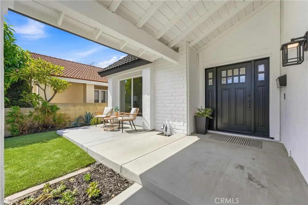 5781 Park West La Palma, CA 90623