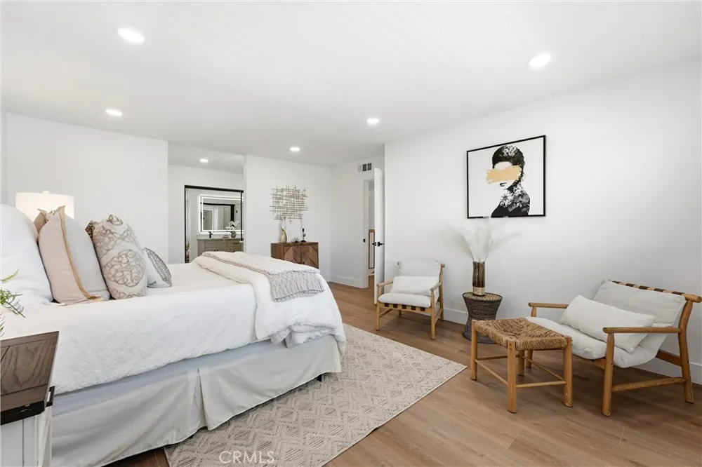 5781 Park West La Palma, CA 90623
