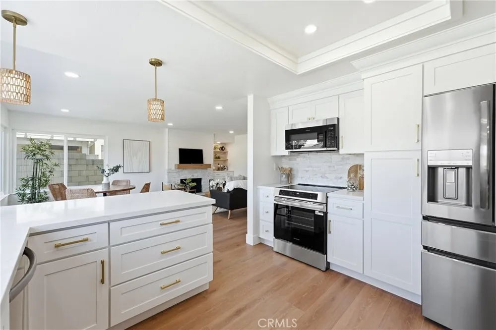 5781 Park West La Palma, CA 90623
