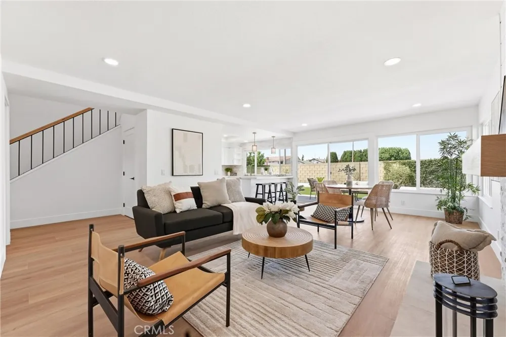 5781 Park West La Palma, CA 90623