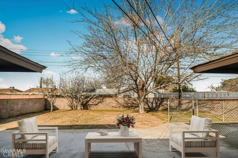 45503 11th Street West Lancaster, CA 93534