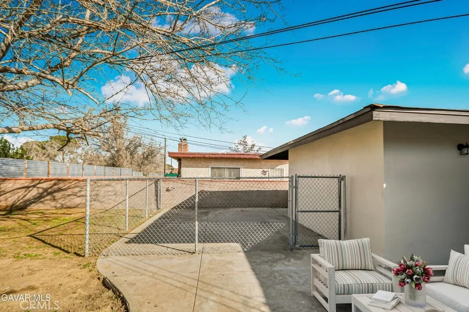 45503 11th Street West Lancaster, CA 93534