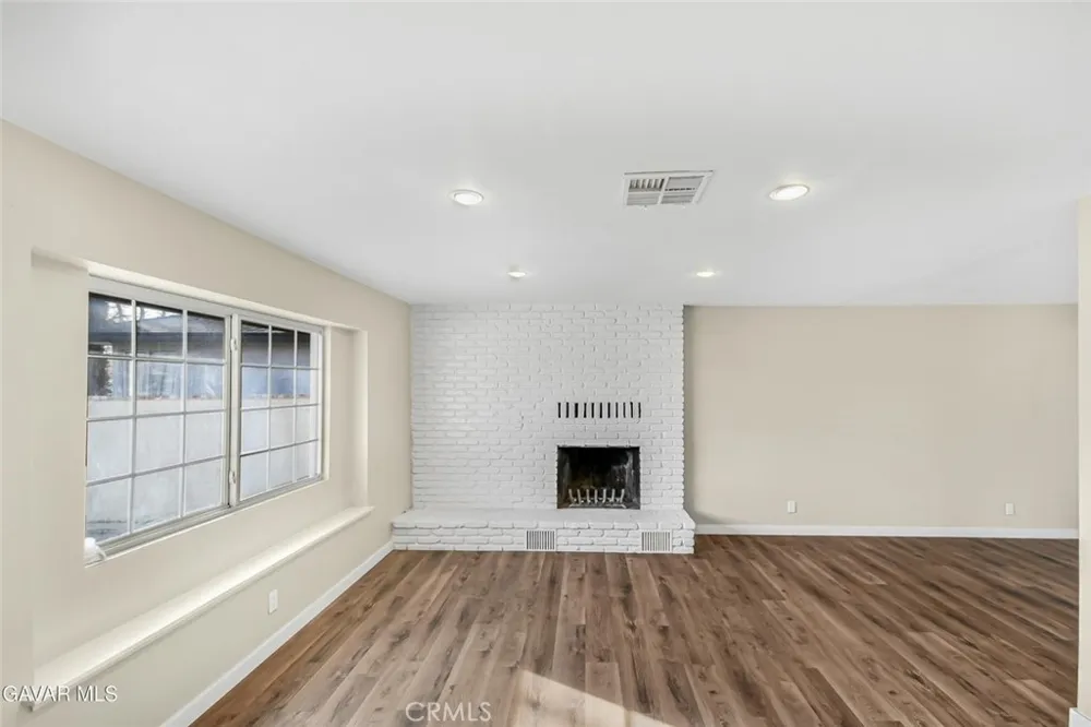 45503 11th Street West Lancaster, CA 93534