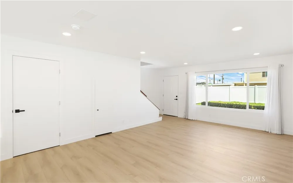 2937 Mendoza Drive Costa Mesa, CA 92626