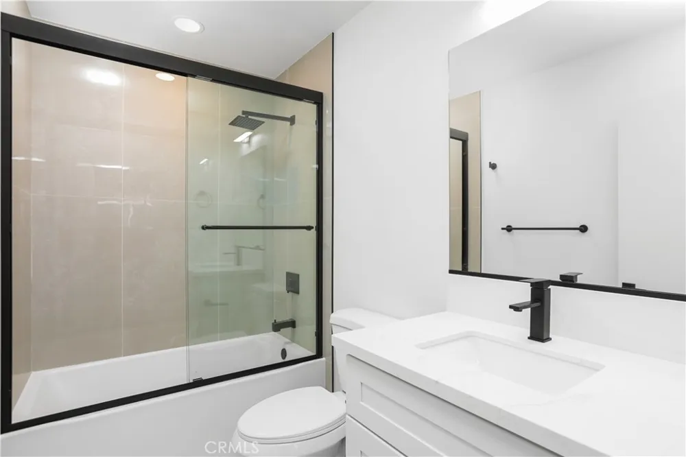 2937 Mendoza Drive Costa Mesa, CA 92626