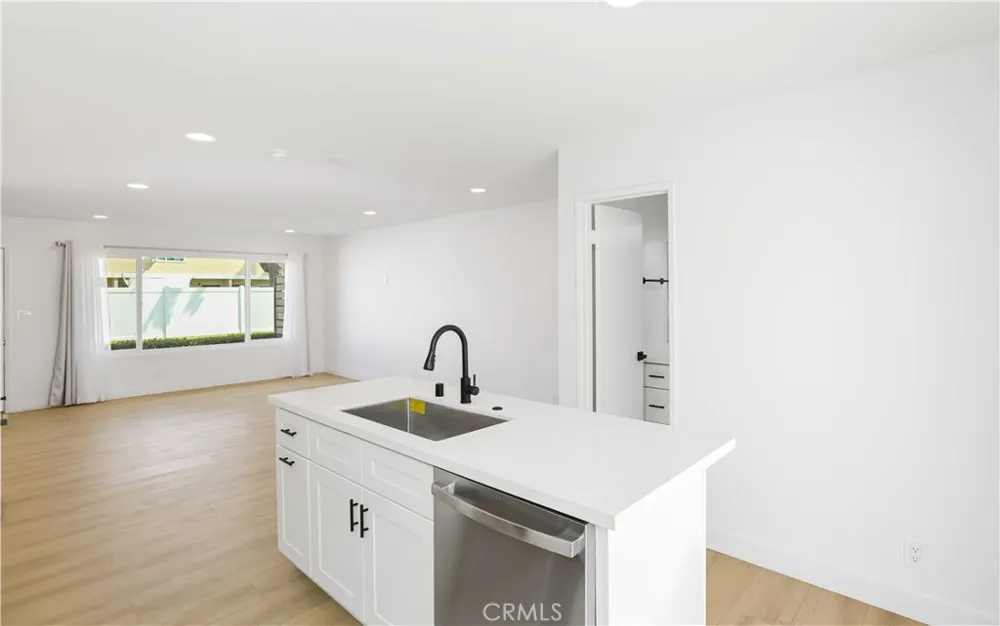 2937 Mendoza Drive Costa Mesa, CA 92626