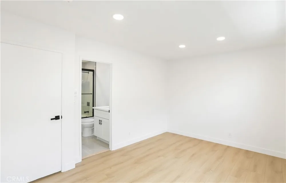 2937 Mendoza Drive Costa Mesa, CA 92626