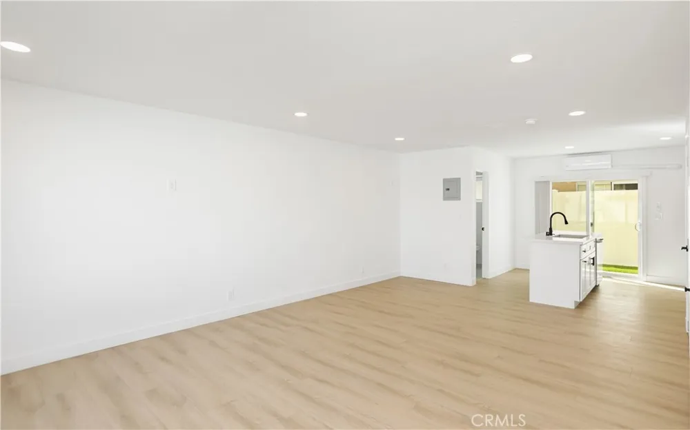 2937 Mendoza Drive Costa Mesa, CA 92626