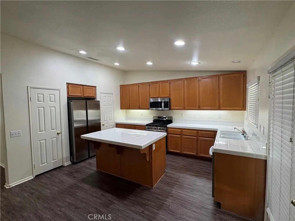 476 Cerro Vera San Jacinto, CA 92582
