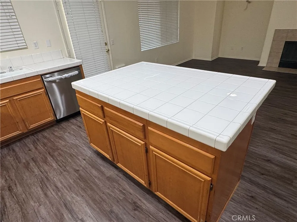 476 Cerro Vera San Jacinto, CA 92582