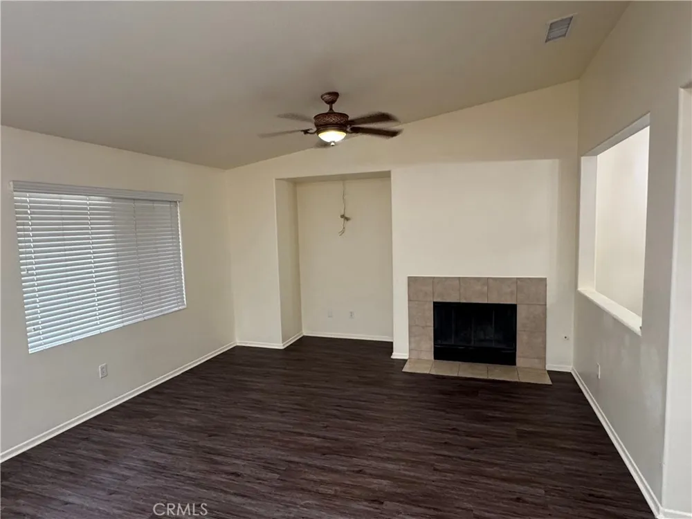 476 Cerro Vera San Jacinto, CA 92582