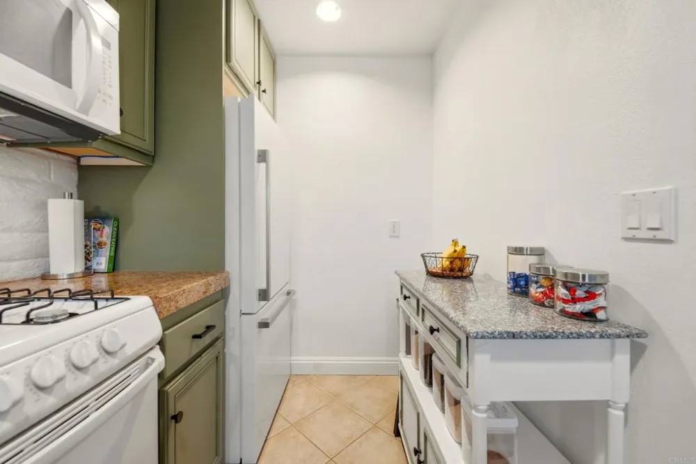 5931 Howell Drive #7 La Mesa, CA 91942