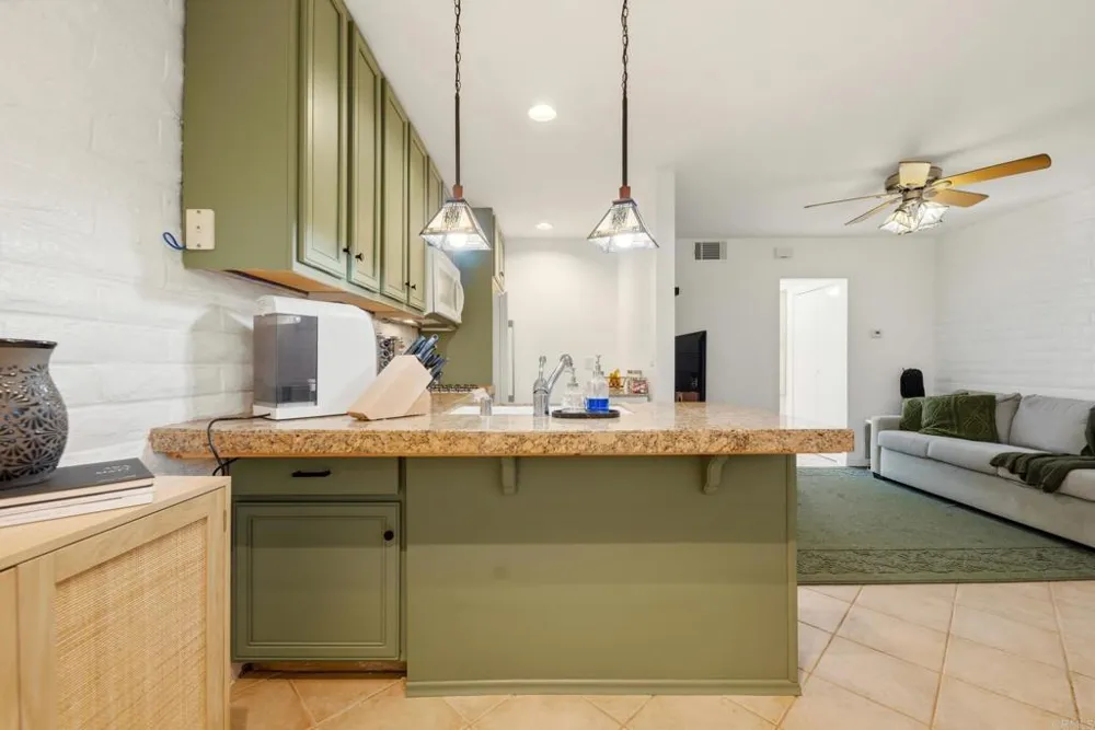 5931 Howell Drive #7 La Mesa, CA 91942