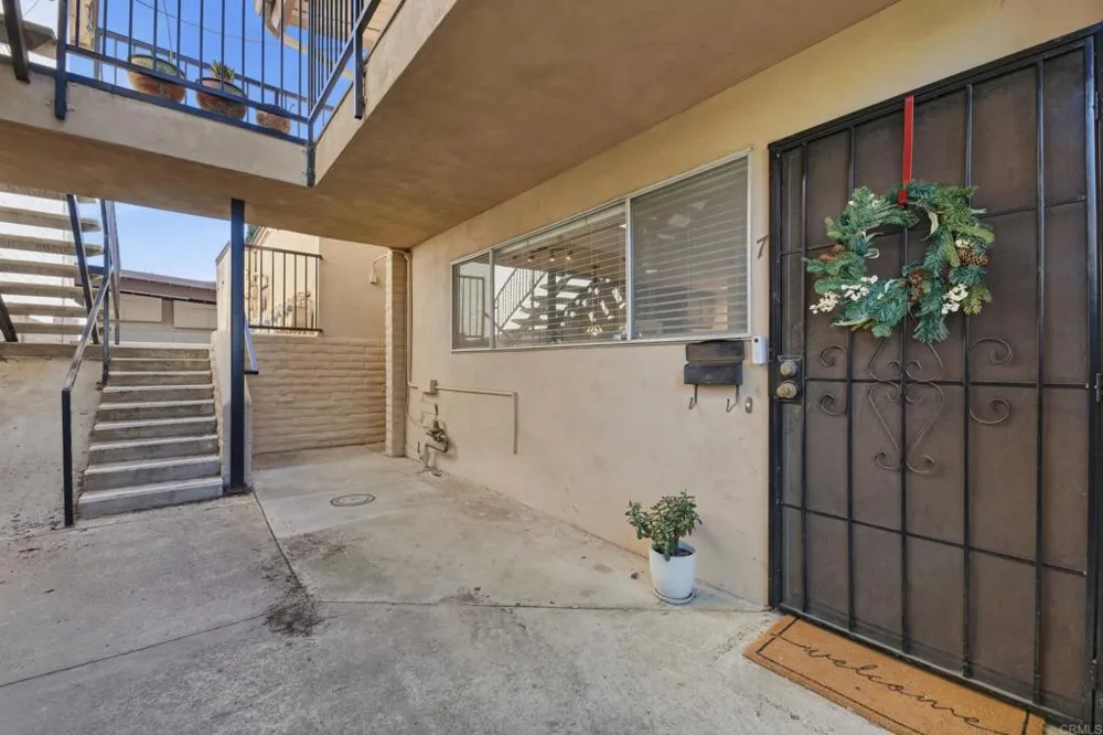 5931 Howell Drive #7 La Mesa, CA 91942