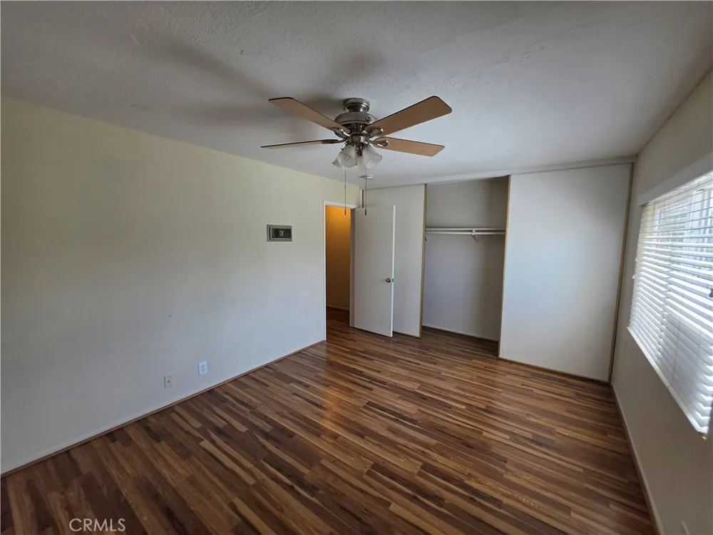 4 Albany Irvine, CA 92604