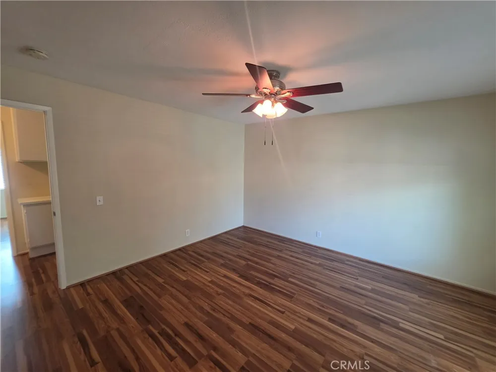 4 Albany Irvine, CA 92604