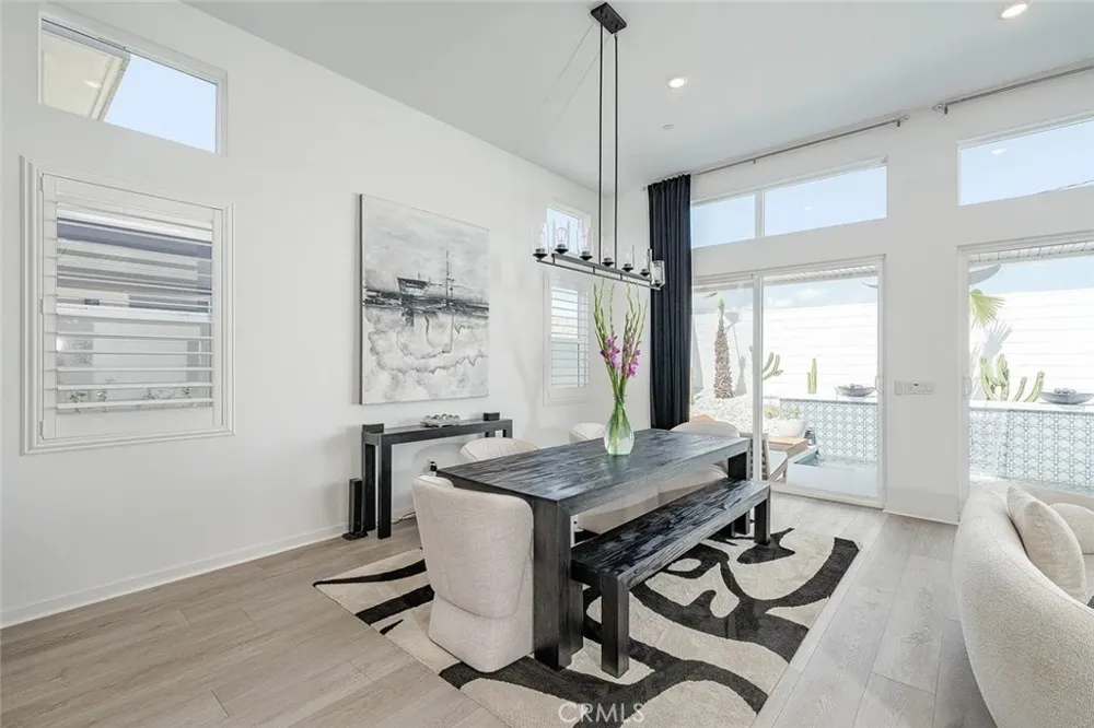264 Mustang Lane Palm Springs, CA 92262