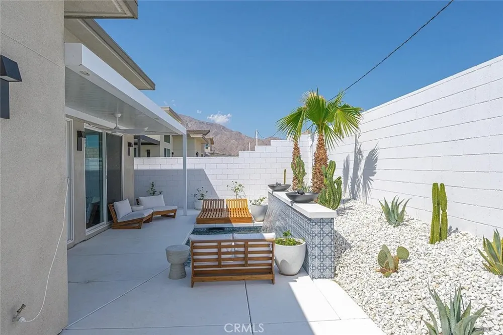 264 Mustang Lane Palm Springs, CA 92262