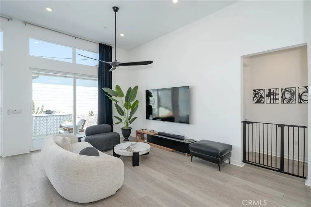 264 Mustang Lane Palm Springs, CA 92262