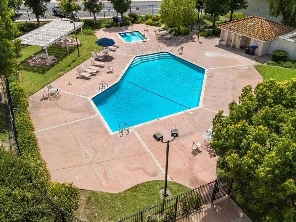 30112 Elizabeth Court Agoura Hills, CA 91301