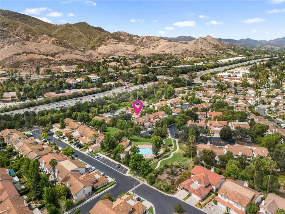 30112 Elizabeth Court Agoura Hills, CA 91301