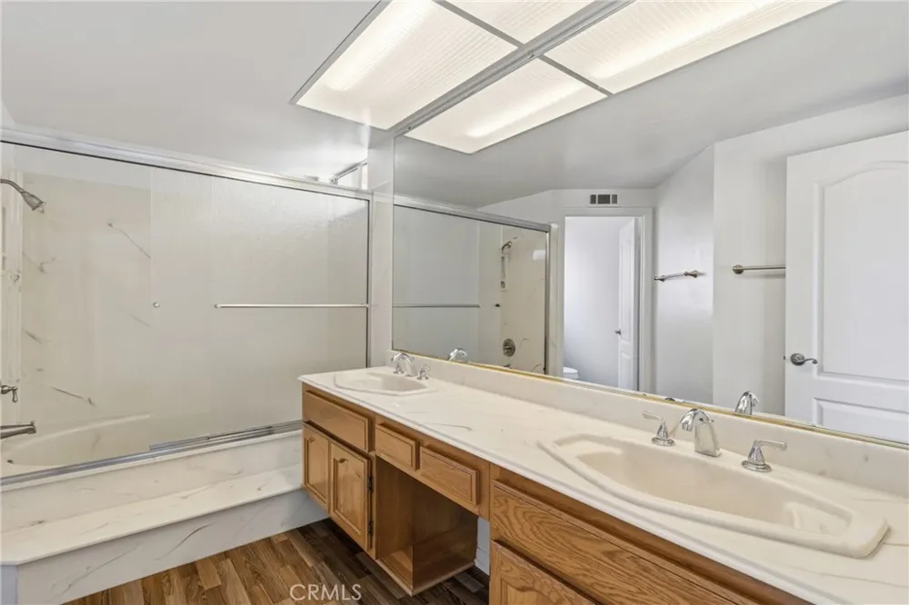 30112 Elizabeth Court Agoura Hills, CA 91301
