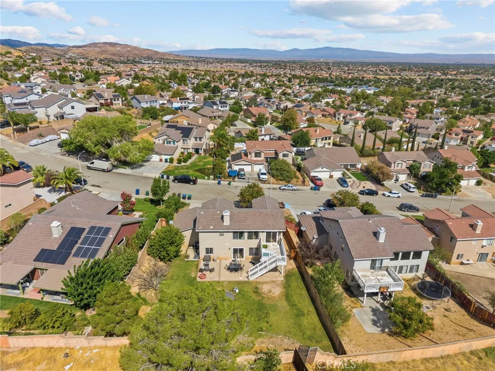 38438 Cougar Pass Palmdale, CA 93551