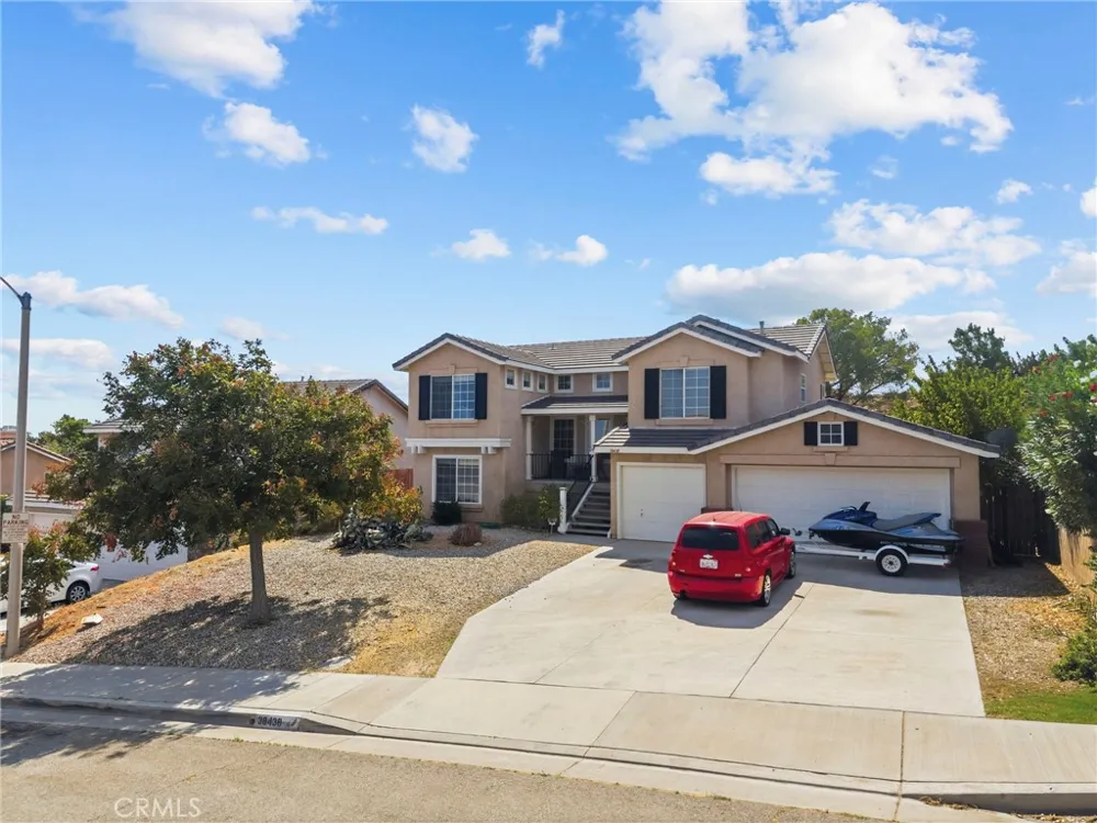 38438 Cougar Pass Palmdale, CA 93551