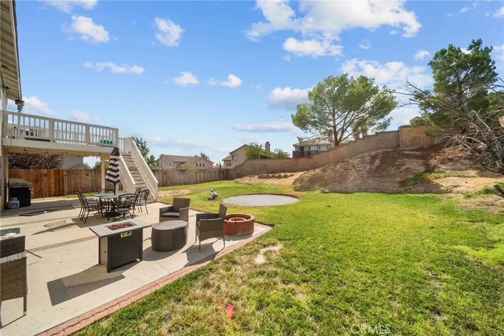 38438 Cougar Pass Palmdale, CA 93551