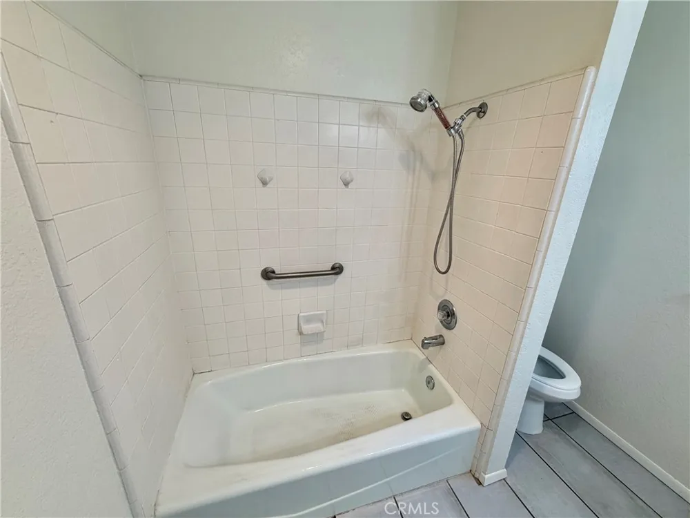 1316 W Avenue J4 Lancaster, CA 93534