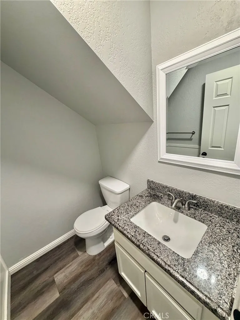 1316 W Avenue J4 Lancaster, CA 93534