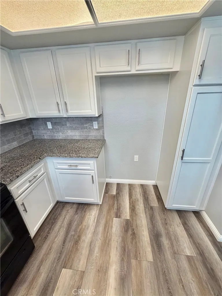 1316 W Avenue J4 Lancaster, CA 93534