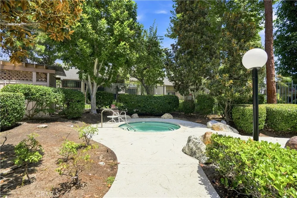 26701 Quail #254 Laguna Hills, CA 92656