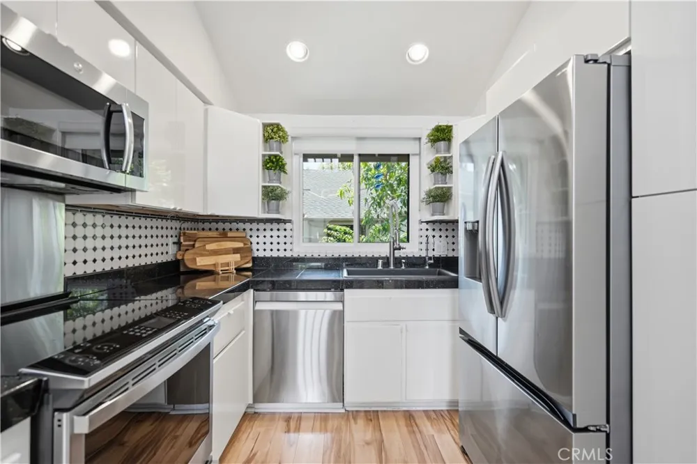 26701 Quail #254 Laguna Hills, CA 92656