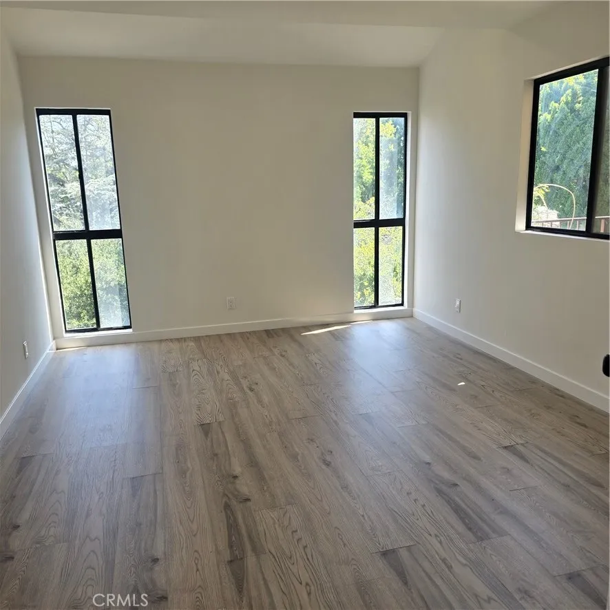 23401 Park Sorrento #50 Calabasas, CA 91302