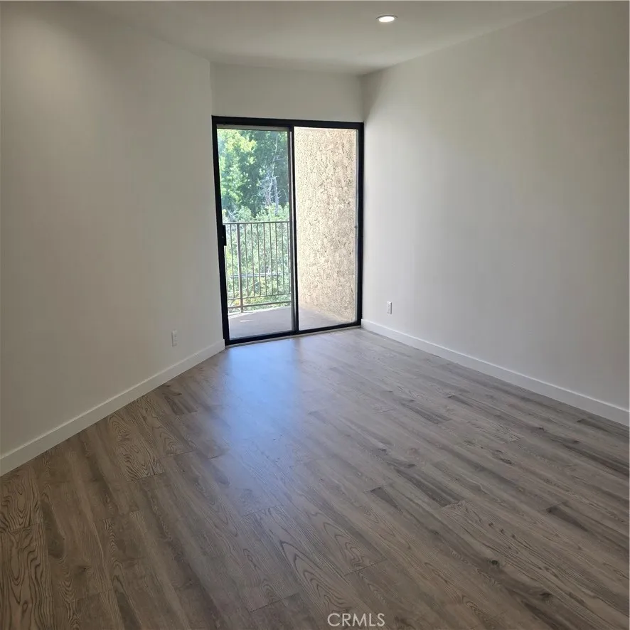 23401 Park Sorrento #50 Calabasas, CA 91302