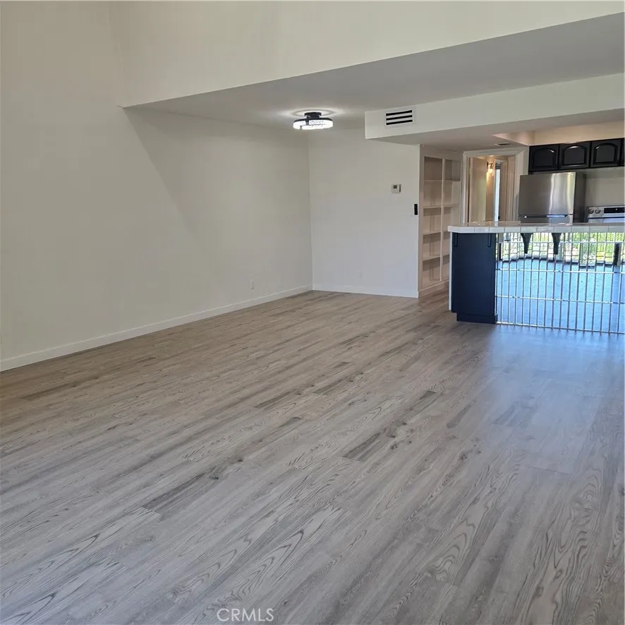 23401 Park Sorrento #50 Calabasas, CA 91302