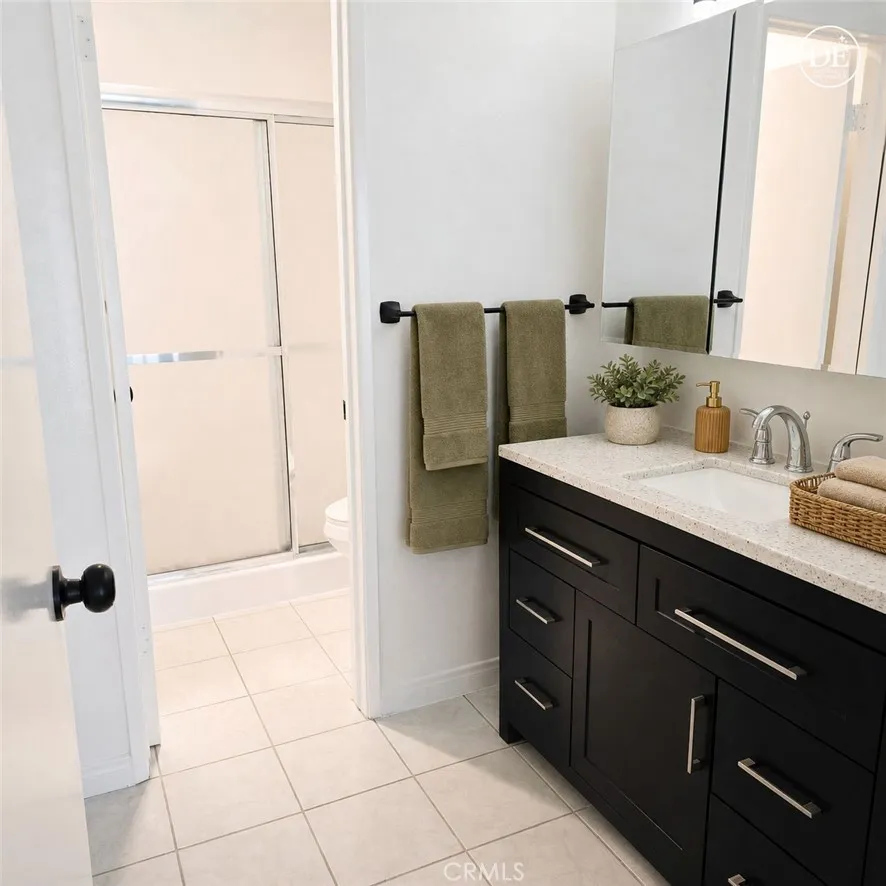 23401 Park Sorrento #50 Calabasas, CA 91302