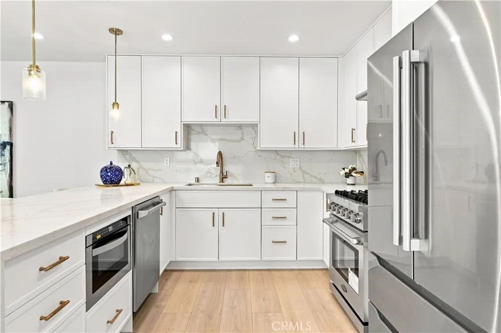 13357 W Cellest Parkway Pacoima, CA 91331