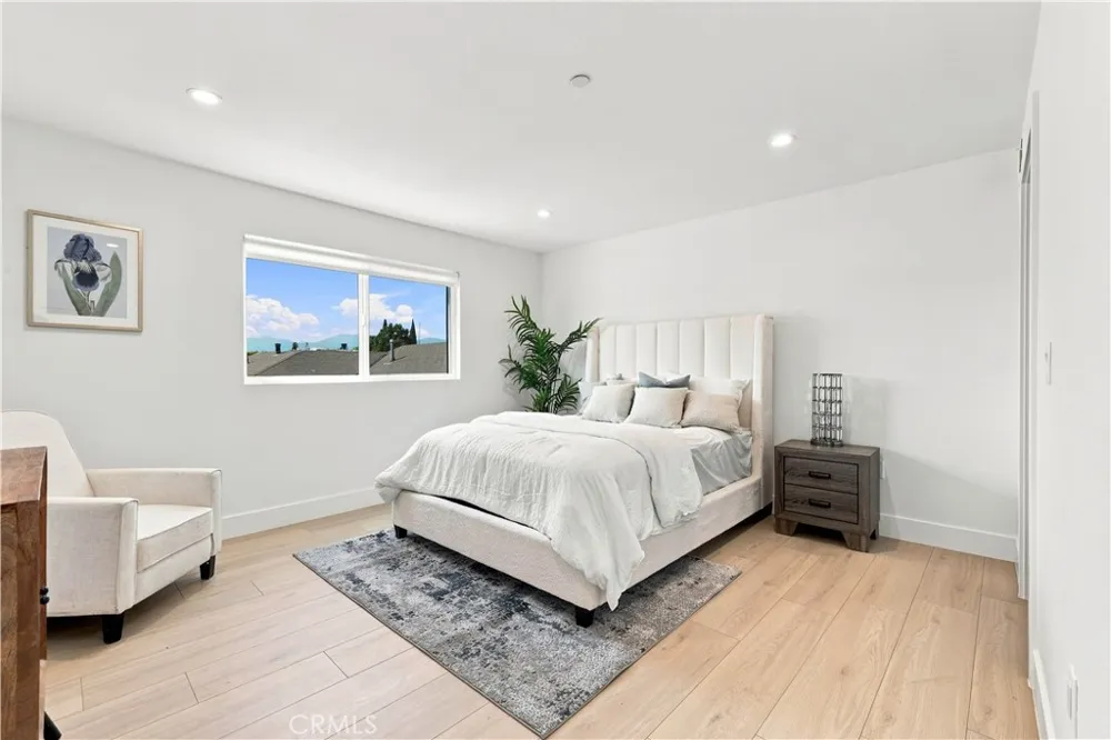 13357 W Cellest Parkway Pacoima, CA 91331