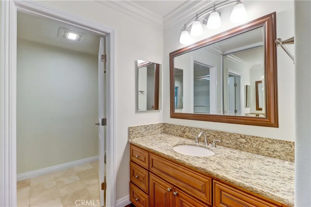 2381 Via Mariposa W #2B Laguna Woods, CA 92637